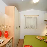 Le Esperidi Ecoresort פארק נופש 2*