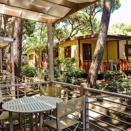Le Esperidi Ecoresort מרינה די ביבונה