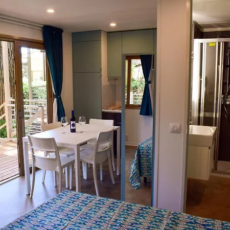 פארק נופש Le Esperidi Ecoresort 2*