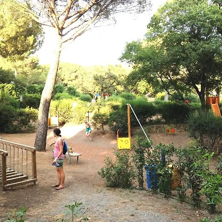Semesterpark Le Esperidi Ecoresort 2*