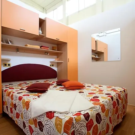 Parco vacanze Village Le Esperidi