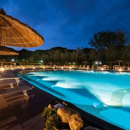 Le Esperidi Ecoresort Semesterpark 2*