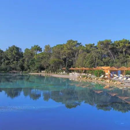 Semesterpark Le Esperidi Ecoresort 2*